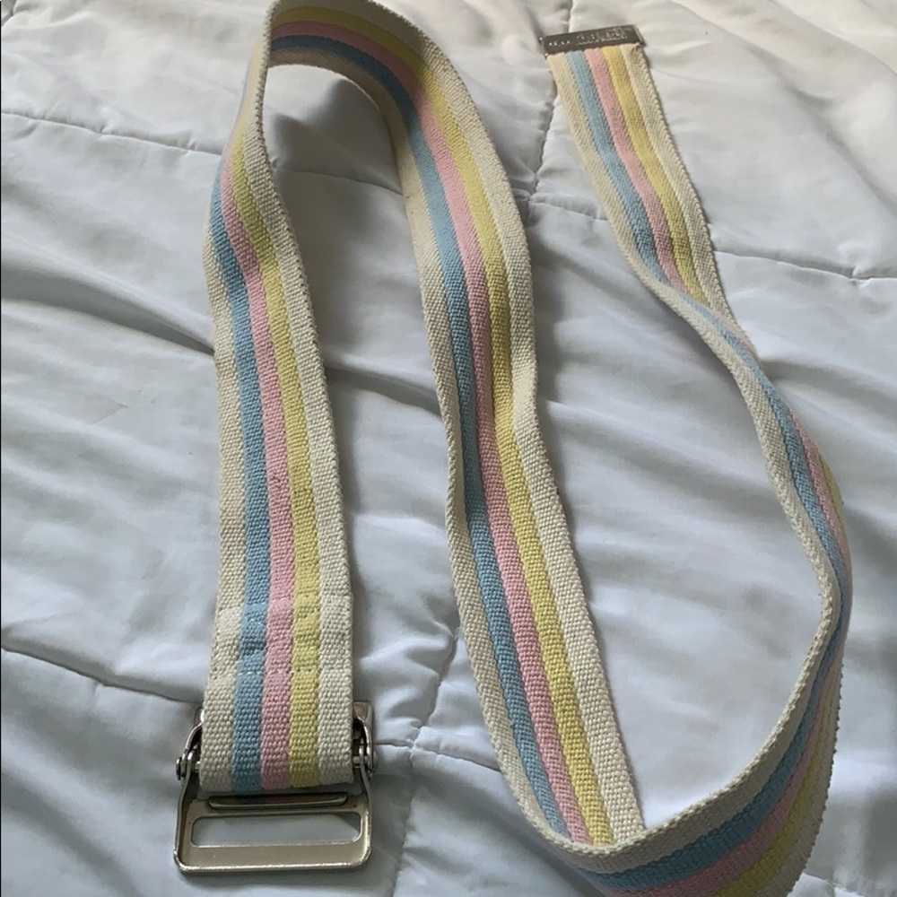i don’t know what this is but i wear it as a belt